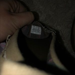 Women’s Sanuks size 9